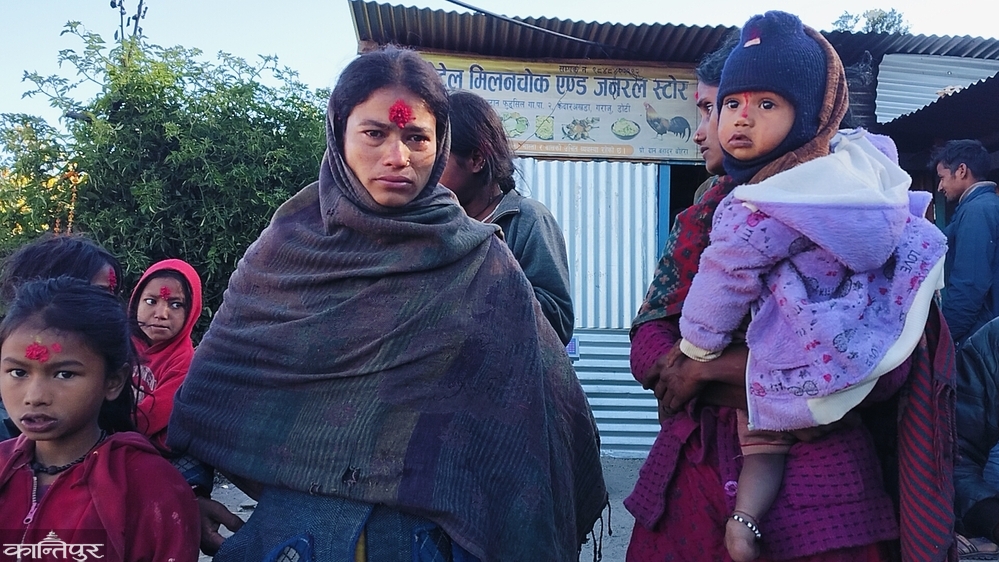 A flood of tears flows every year at the farewell of a relative
