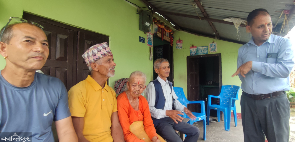 A 92-year-old woman sold her life and got trapped in the 1.6 lakh cooperative
