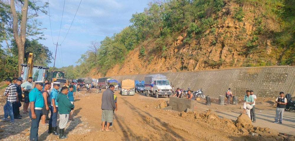 The flood has washed away alternate roads of Mahendra Highway, Dumkibas and Chormara, traffic has come to a standstill