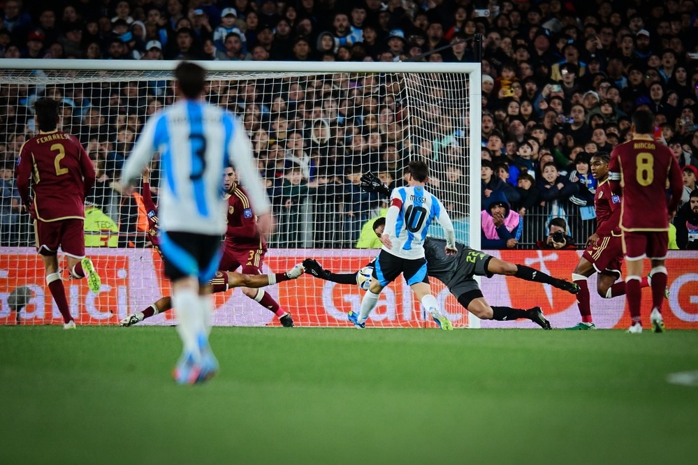 Messi's magic game Argentina wins